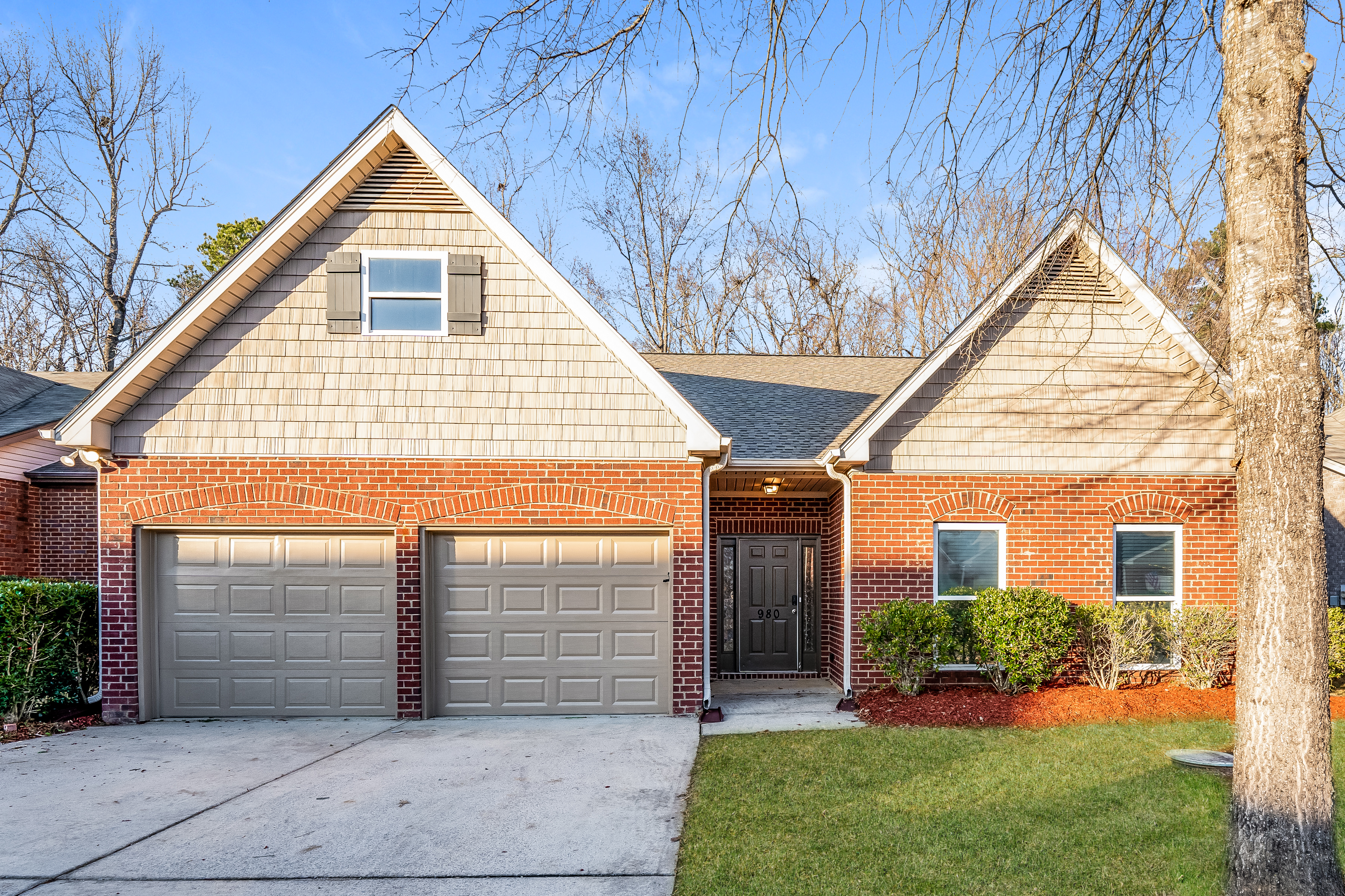 980 VALLEY CIR LEEDS, AL 35094